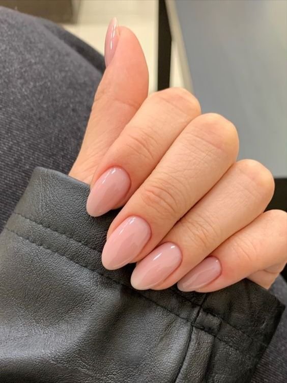 Uñas en rosa nude liso