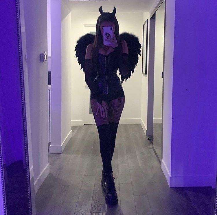 Disfraz de demonio con alas negras