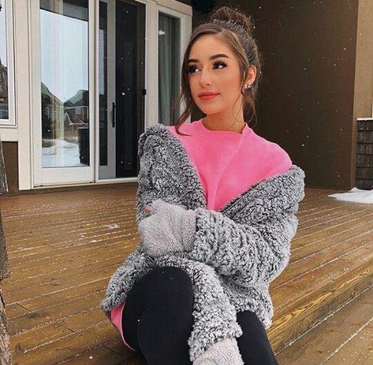 12 poses para imitar en tus próximas fotos