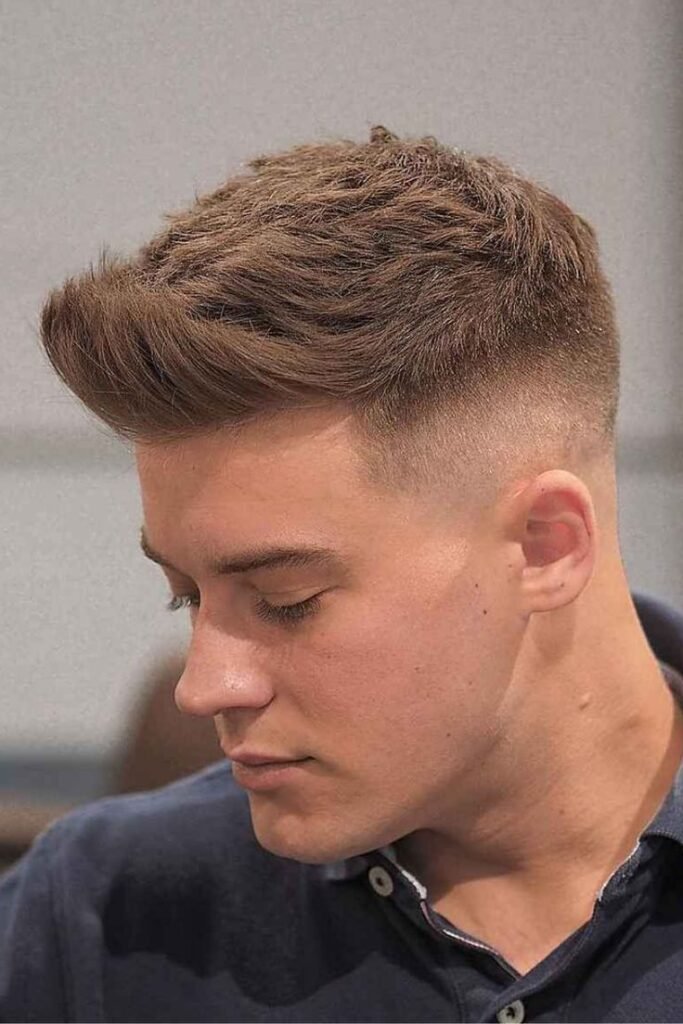 Corte de cabello masculino: Corte Quiff