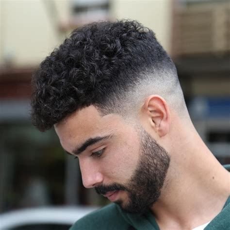 Corte de cabello masculino: Corte Afro