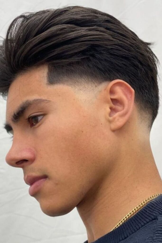 Corte de cabello masculino: Corte Pompadour