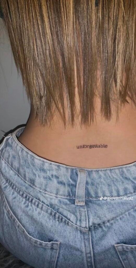 Tatuaje minimalista: Palabras o Frases Cortas