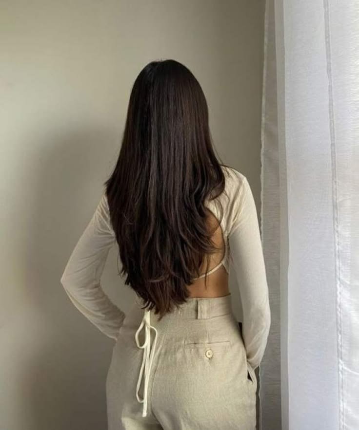 Corte de pelo de mujer: Corte en ‘V’
