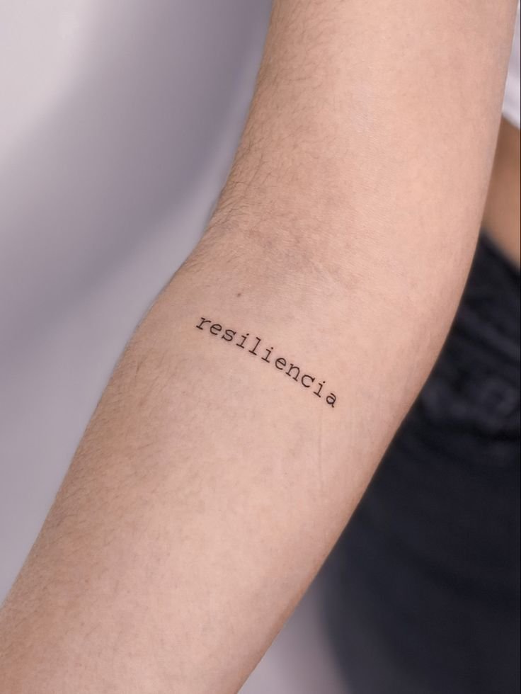 Tatuaje minimalista: Frases Cortas