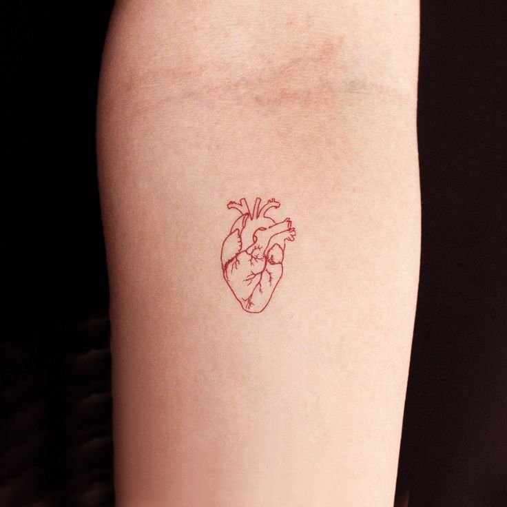 Tatuaje minimalista: Corazones