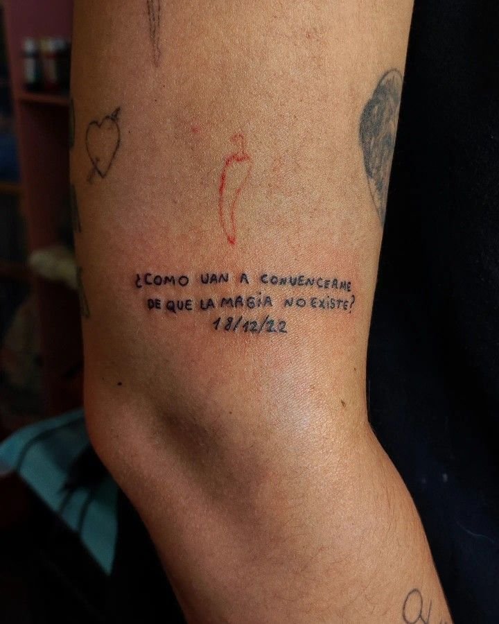 Tatuaje minimalista: Frases Cortas