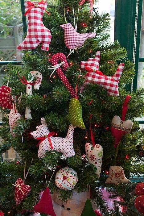 Árbol de Navidad: Adornos de Tela