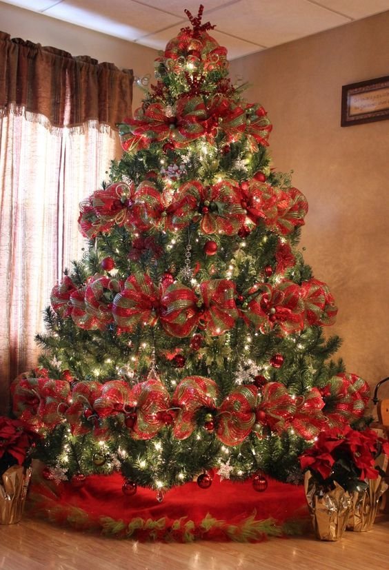 Árbol de Navidad: Arbolitos con cintas