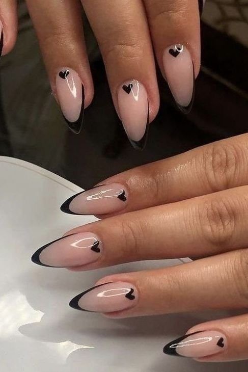 French negro con corazones