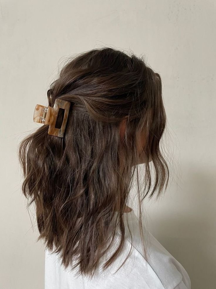 Semirrecogido con pinza sobre ondas sueltas