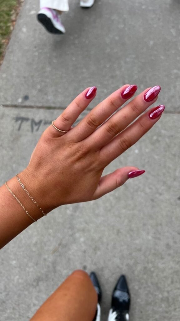 Uñas rosa y fucsia alternadas