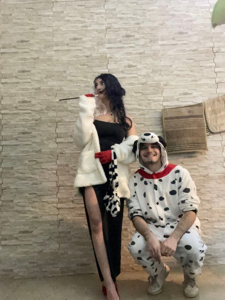 Disfraz de pareja para Halloween: Cruella de Vil y el dálmata