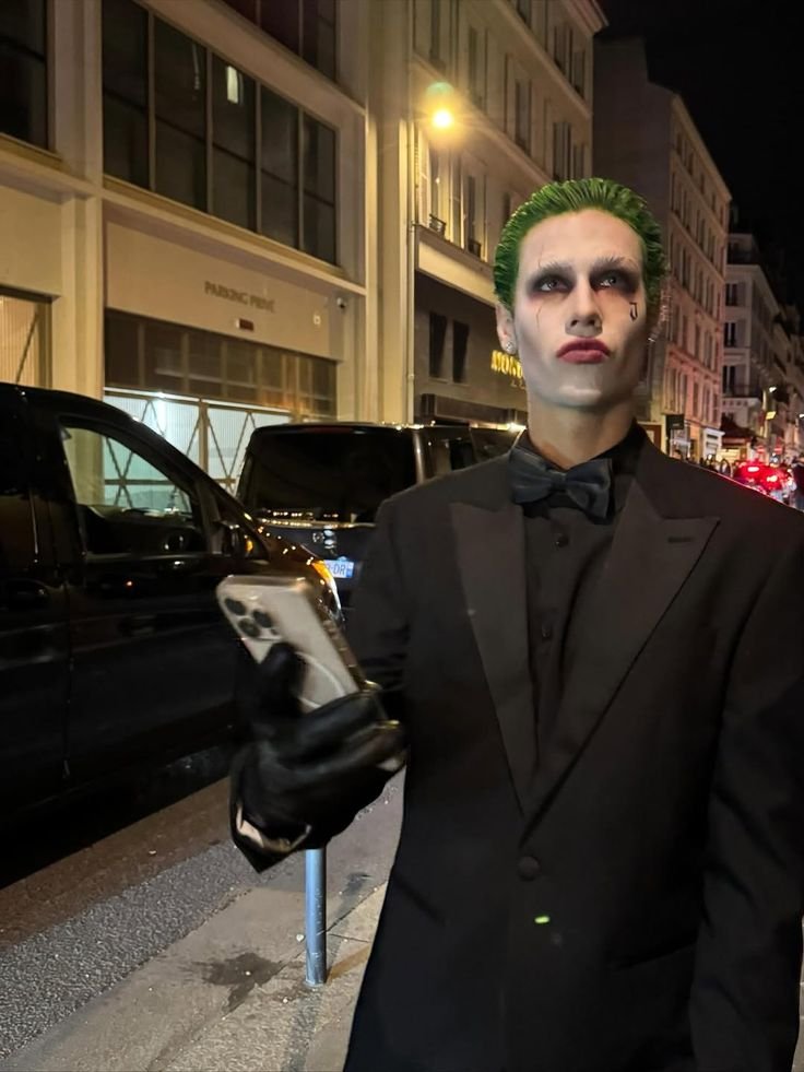 Disfraz de Halloween para hombre: El Joker de traje